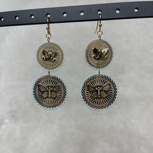 Sample Isaac Mizrahi delicate metal butterfly earrings